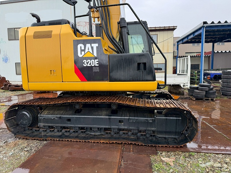 CAT320ERR-2  配管仕様 土木 認定中古車 キャタピラー ワイドシュー 標準シュー バケット付 0.7油圧ショベル 中古建設機械 写真20（株式会社広建機）