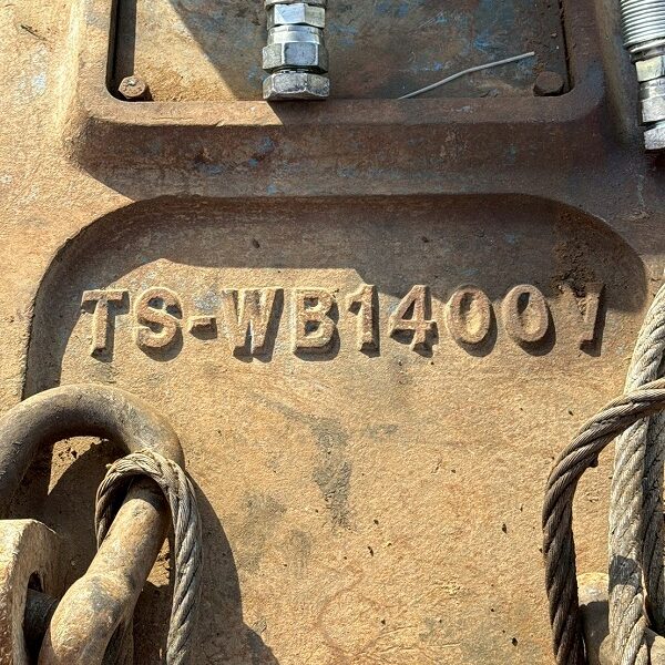 TSWB1400V-F 1.2m3用大割機 オカダアイヨン製  concrete crusher 検品済 中古建設機械 写真15（株式会社広建機）