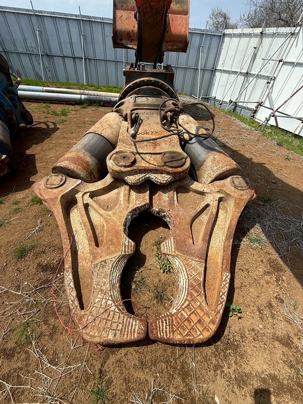 TSWB1400V-F 1.2m3用大割機 オカダアイヨン製  concrete crusher 検品済 中古建設機械 写真1（株式会社広建機）