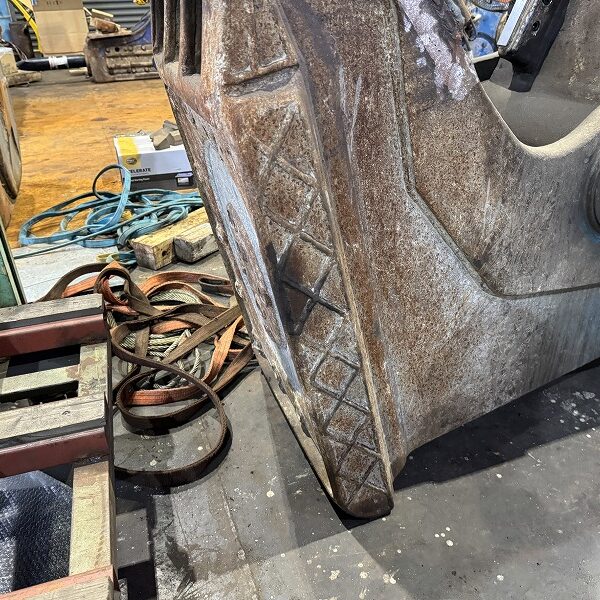 OSC-200MB 0.7用電磁マグ付き小割機 整備品 オカダアイヨン okada aiyon magnet crusher 中古建設機械 写真24(株式会社広建機)