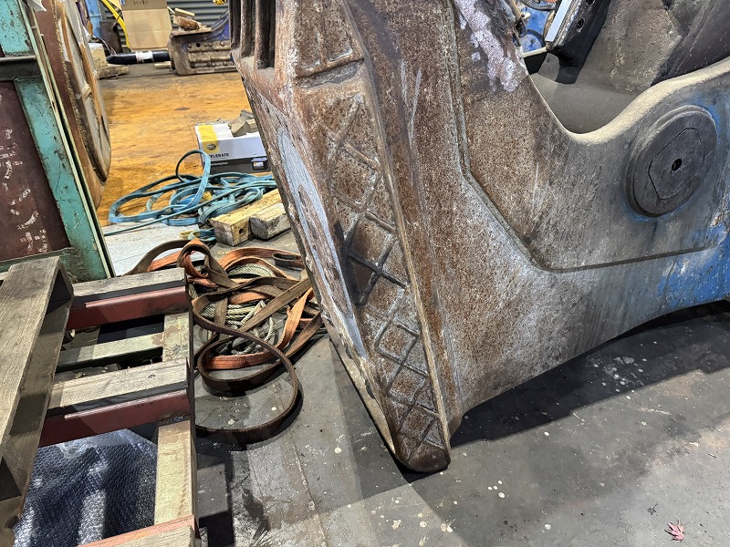 OSC-200MB 0.7用電磁マグ付き小割機 整備品 オカダアイヨン okada aiyon magnet crusher 中古建設機械 写真10（株式会社広建機）