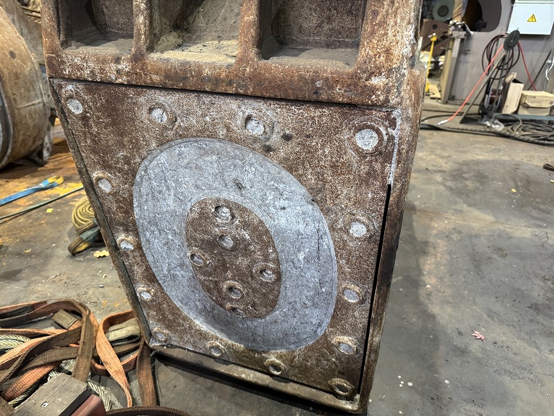 OSC-200MB 0.7用電磁マグ付き小割機 整備品 オカダアイヨン okada aiyon magnet crusher 中古建設機械 写真11（株式会社広建機）