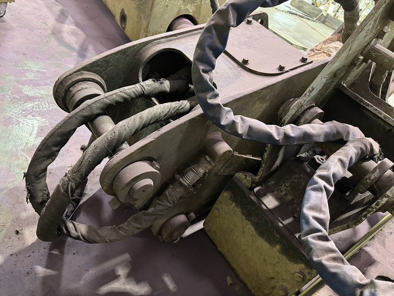 OSC-51V 10-15ton class secondary crusher 0.45用小割機 オカダアイヨン 中古建設機械 写真9（株式会社広建機）