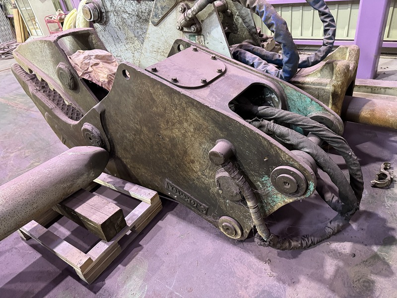 OSC-51V 10-15ton class secondary crusher 0.45用小割機 オカダアイヨン 中古建設機械 写真6（株式会社広建機）