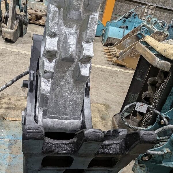 MC-201 0.7用小割機 タグチ工業 作動良好 全塗装? 中古建設機械 写真8（株式会社広建機）