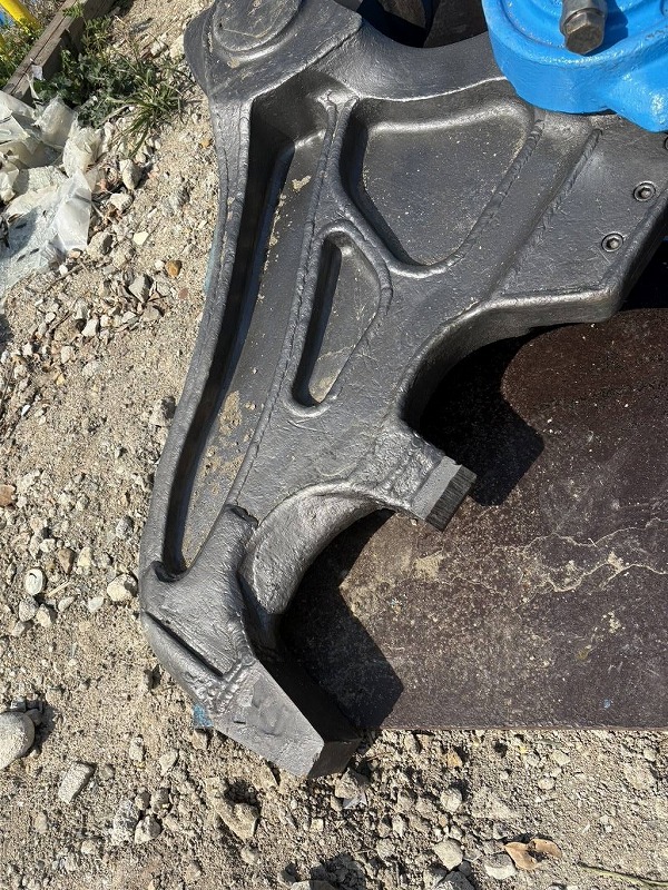 TSWB1100V-F 0.7m3用大割機 オカダアイヨン OKADAAIYON 中古建設機械 写真6（株式会社広建機）