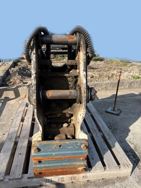 古河ロックドリル製 0.7m3用ブレーカー Fxj275 2022年式 中古建設機械 写真13（株式会社広建機）