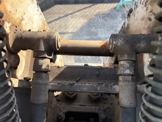 古河ロックドリル製 0.7m3用ブレーカー Fxj275 2022年式 中古建設機械 写真4（株式会社広建機）