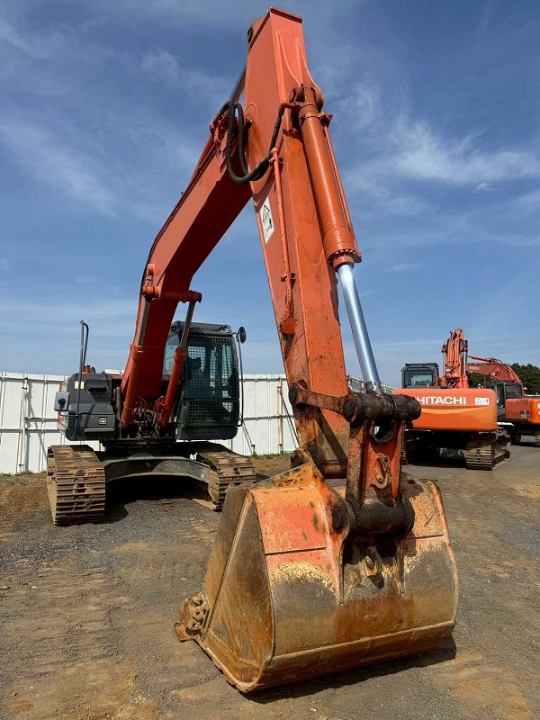 ZX210K-3 ハイボス仕様 併用配管  Piping 3740hour 2013年式 中古建設機械 写真24（株式会社広建機）