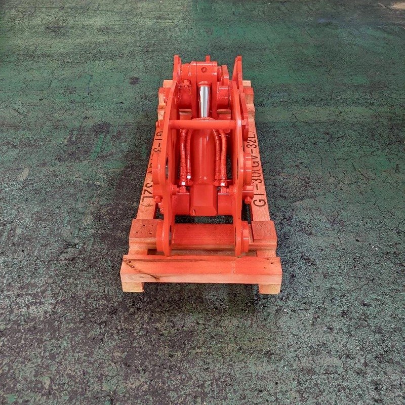 GV-32L 0.15m3用油圧チルトフォーク タグチ工業製 新品未使用品 中古建設機械 写真2（株式会社広建機）