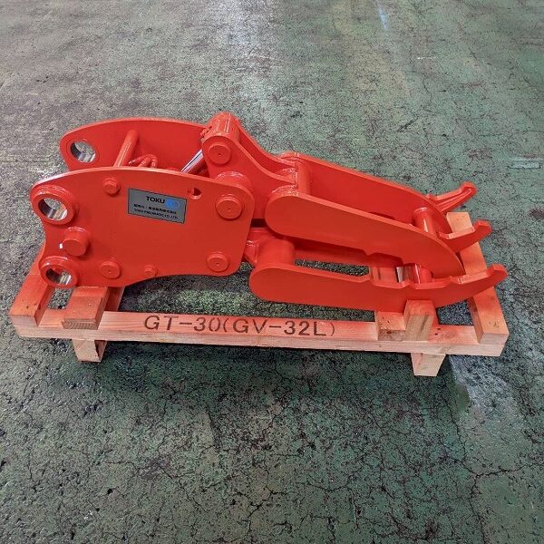 GV-32L 0.15m3用油圧チルトフォーク タグチ工業製 新品未使用品 中古建設機械 写真7（株式会社広建機）