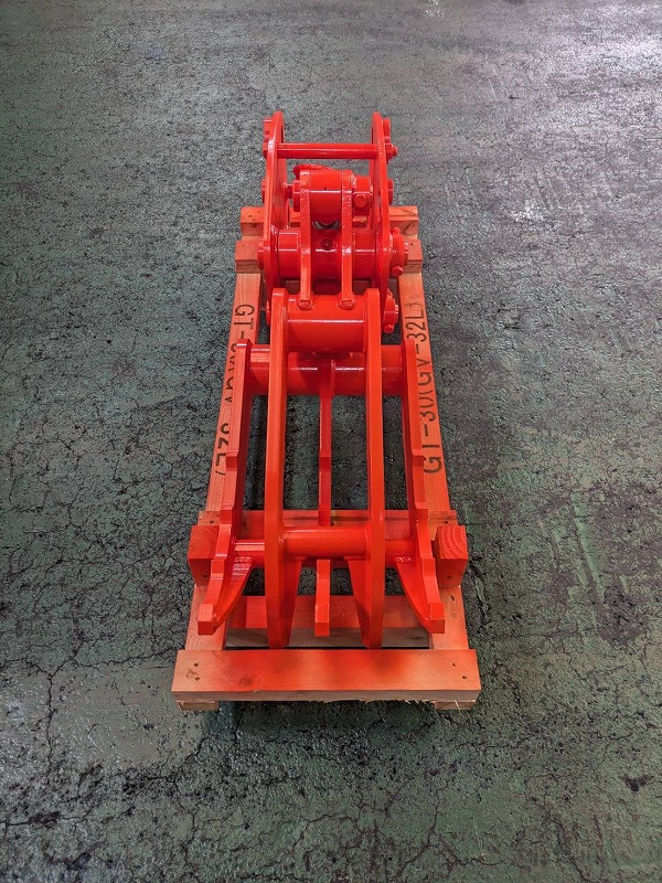 GV-32L 0.15m3用油圧チルトフォーク タグチ工業製 新品未使用品 中古建設機械 写真4（株式会社広建機）