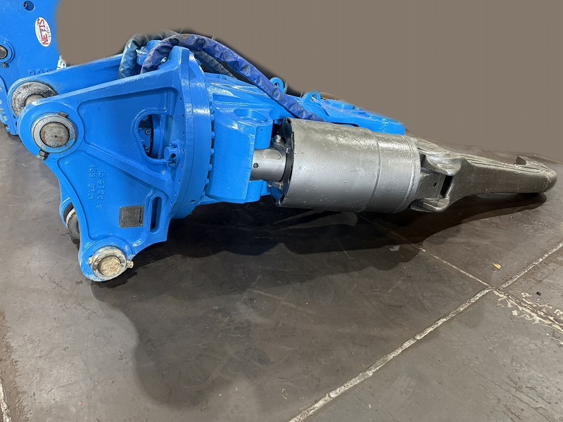 TSWB1100V-F 0.7m3用大割機 オカダアイヨン OKADAAIYON 中古建設機械 写真10（株式会社広建機）