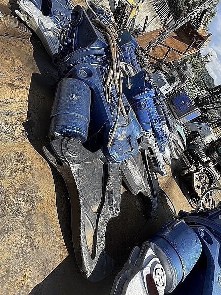TSRC-1300V-FHR 油圧旋回 フリー旋回兼用 2023年製1.2&1.6兼用 中古建設機械 写真8（株式会社広建機）