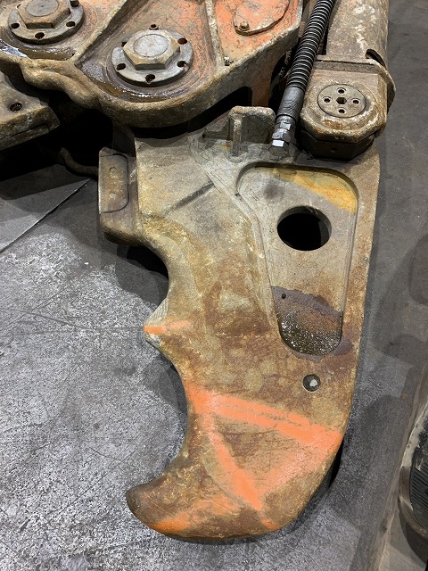 SV250 0.7用大割機 NPK製 現行モデル 2018年式 中古建設機械 写真3（株式会社広建機）