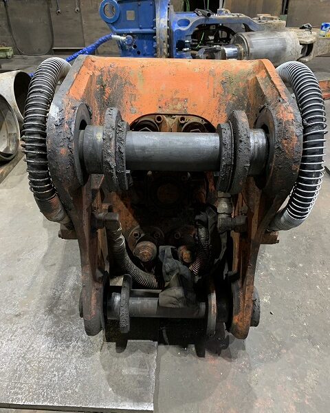 SV250 0.7用大割機 NPK製 現行モデル 2018年式 中古建設機械 写真8(株式会社広建機)