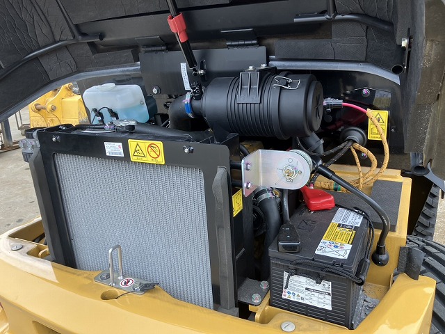 901C2 ホイールローダー キャビン付き ローアワー極上品 162hr CAT製 タイヤショベル 中古建設機械 写真6（株式会社広建機）