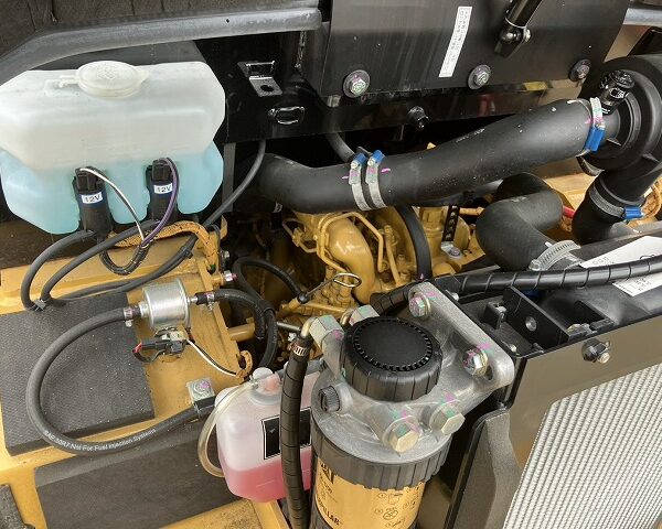 901C2 ホイールローダー キャビン付き ローアワー極上品 162hr CAT製 タイヤショベル 中古建設機械 写真17(株式会社広建機)