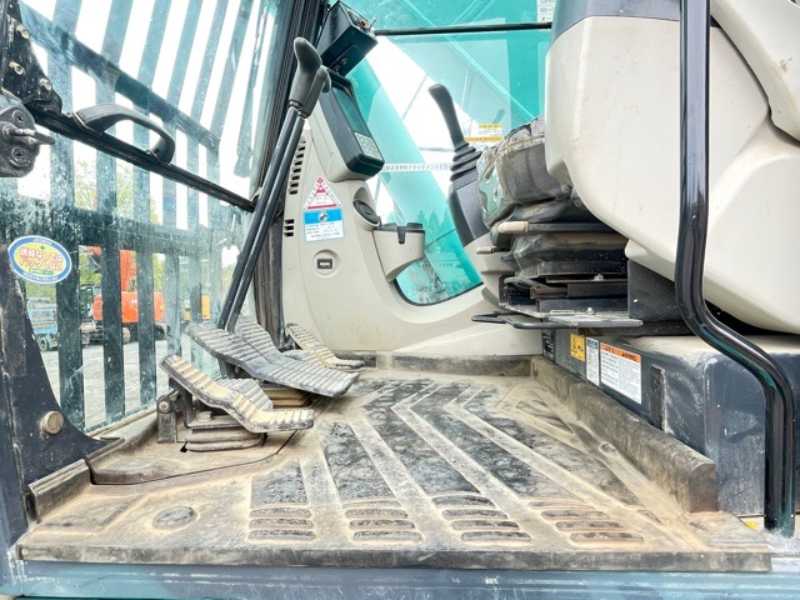 SK235SRD 5本配管 クレーン仕様 標準バケット 油圧ショベル 解体仕様機 中古建設機械 写真17（株式会社広建機）