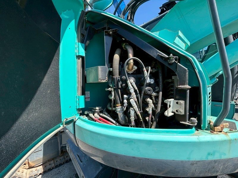 SK235SRD 5本配管 クレーン仕様 標準バケット 油圧ショベル 解体仕様機 中古建設機械 写真15（株式会社広建機）