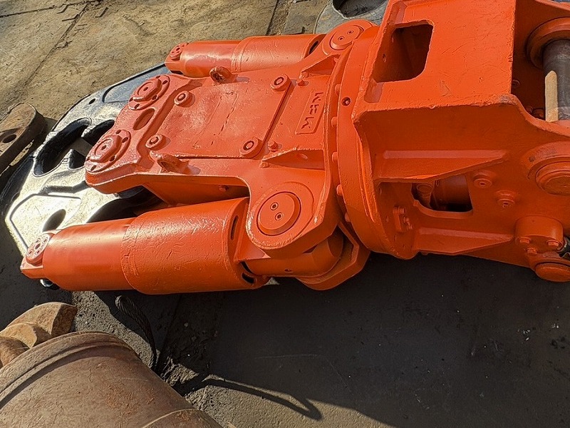 NPK SV140 0.45m3用大割機 2020年式 現行モデル 日本ニューマチック工業 中古建設機械 写真3（株式会社広建機）