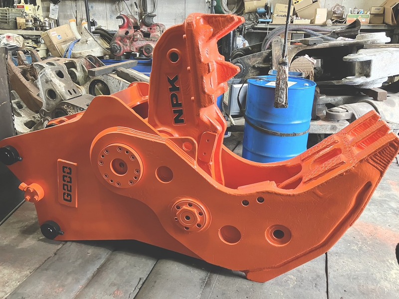 G200 0.7m3用小割機 整備品 現行モデル ブースター搭載 中古建設機械 写真2（株式会社広建機）