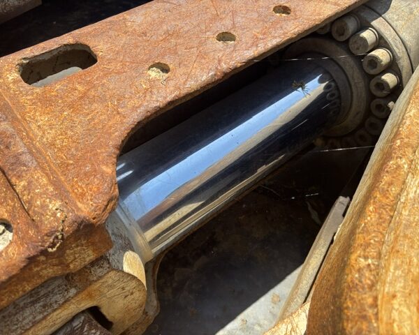 SV-65XR ZX1800K モンスターブーム 取付予定 NPK 100ton用大割機 中古建設機械 写真8（株式会社広建機）