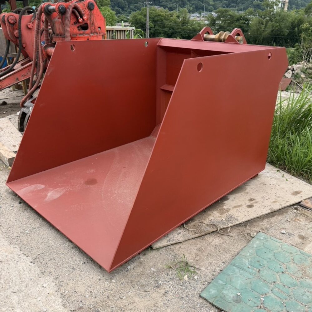搬出アタッチメント 0.7m3用 各種スペック特注製作 中古建設機械 写真2（株式会社広建機）