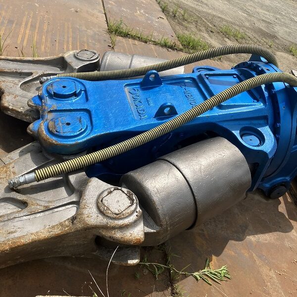 TSWB1100V-F 2016年式 整備品 0.7m3用大割機 オカダアイヨン 中古建設機械 写真9（株式会社広建機）