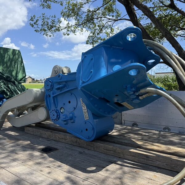 ASG-130R 0.45用旋回フォーク  全塗装済み 2022年式 オカダアイヨン製 中古建設機械 写真17（株式会社広建機）