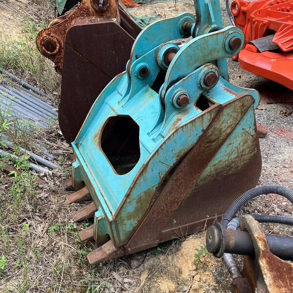 コベルコ0.45m3用 機械式アゴバケット 中古建設機械 写真13(株式会社広建機)