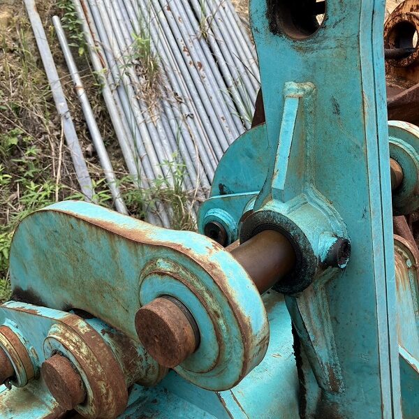 コベルコ0.45m3用 機械式アゴバケット 中古建設機械 写真15(株式会社広建機)